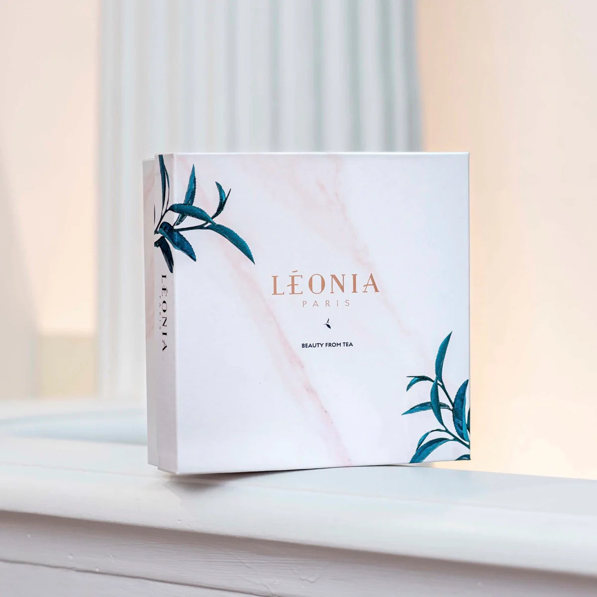 White Tea Ritual Box - LÉONIA