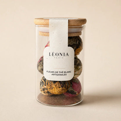 White Tea Scrub - LEONIA